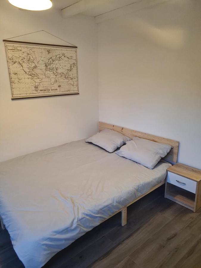 Logement Entier Situe A Taponnat Fleurignac. Exterior photo